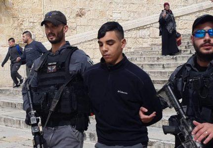 Hamas calls on Palestinians to defend the Al-Aqsa Mosque