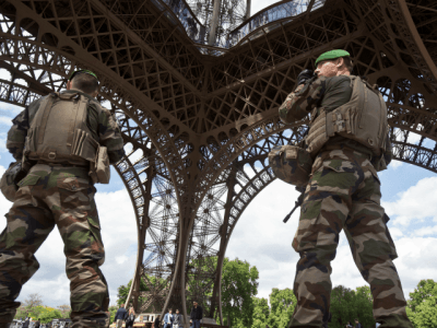 Soldier attacked by knife-wielding assailant who was shouting Allah in Paris