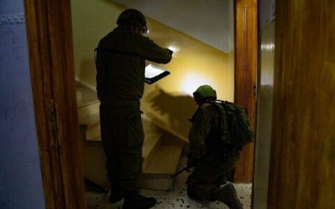 Israeli forces raid home of Palestinian terror suspect after deadly stabbing