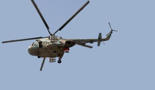 Regime helicopters target Islamic State hideouts in the Syrian desert