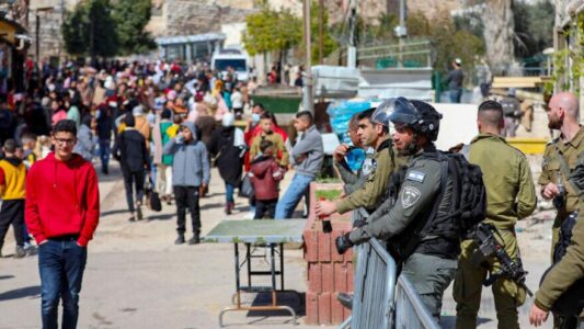 Terrorist killed after stabbing Border Police officer in Hebron