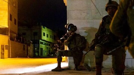 Israeli forces kill 2 militants in West Bank arrest raid