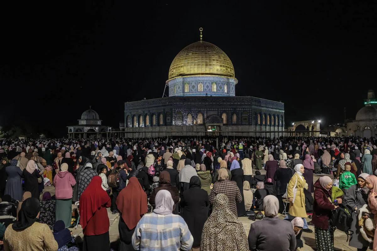 Hamas calls for Palestinians to increase presence at Al-Aqsa Mosque