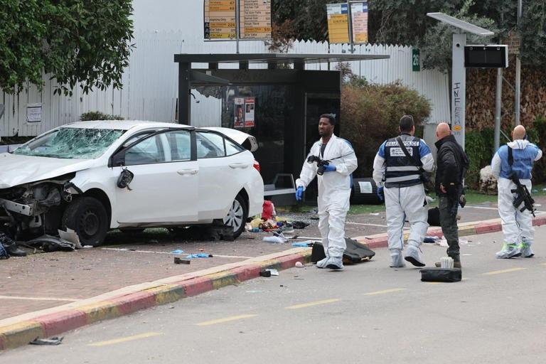 Palestinian Attack in Central Israel Kills One Woman and Injures 16