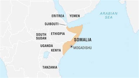 Somali extremists kill 1 person, capture 5 others from UN helicopter