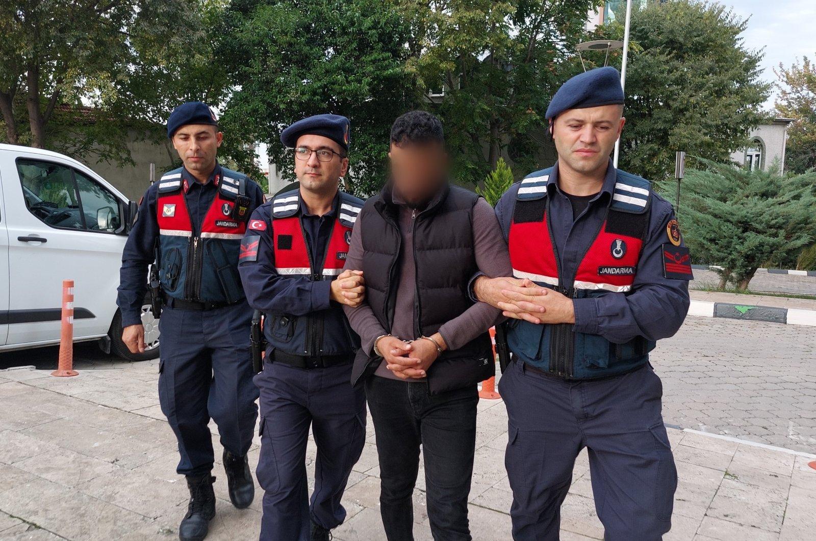 Turkish police catch 33 Daesh financiers in Istanbul