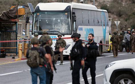 Hamas claims bus attack in West Bank that wounded 8 people, including 4 soldiers